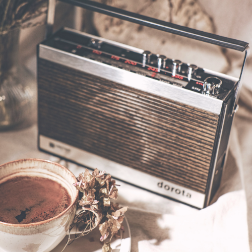 Vintage radio and mug